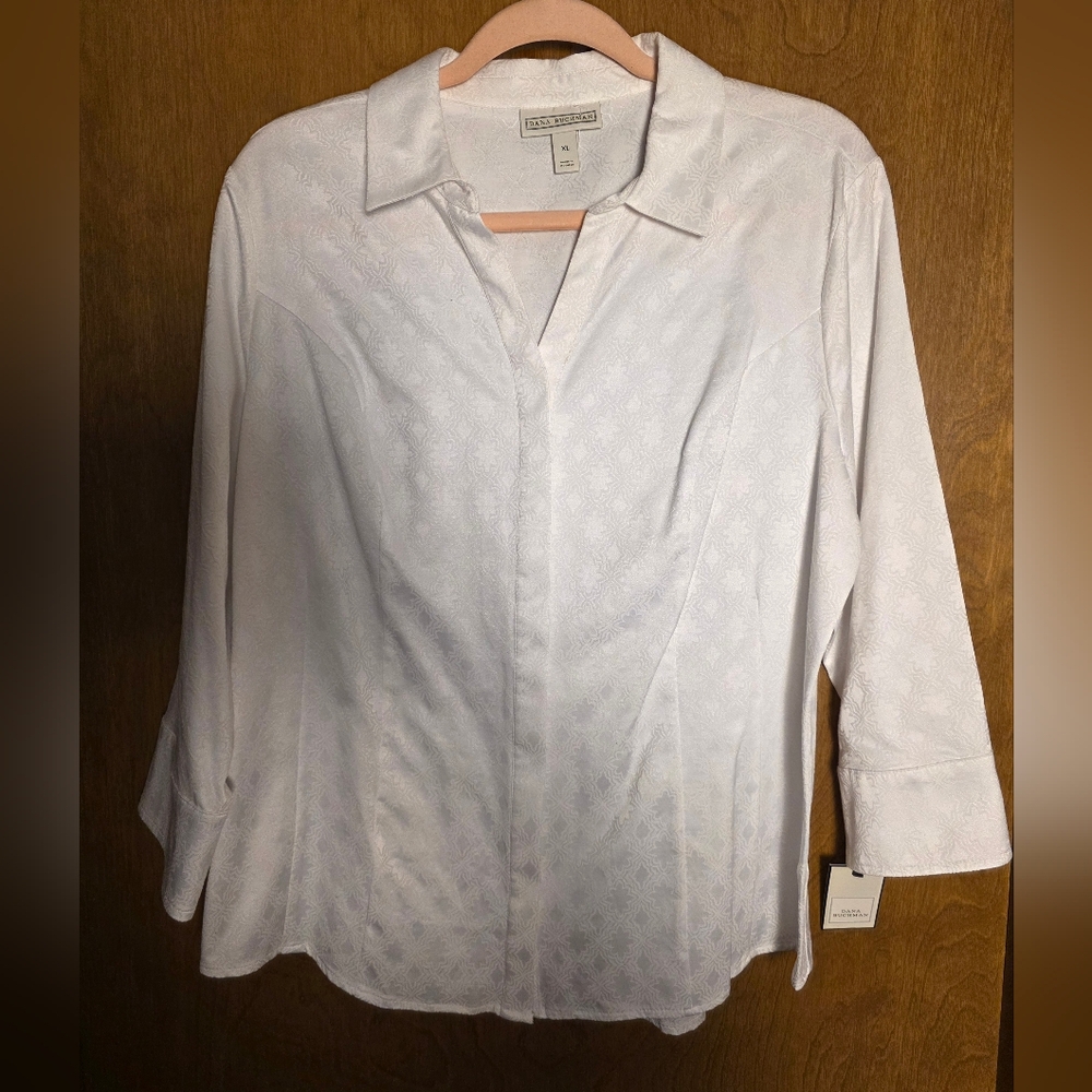 Dana Buchman White On White Embossed Fitted Button Down Shirt
